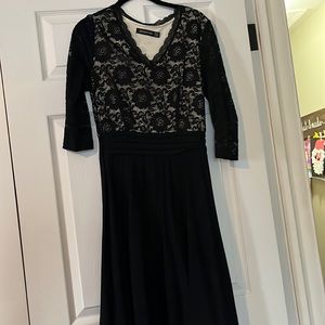 Black dress size 8